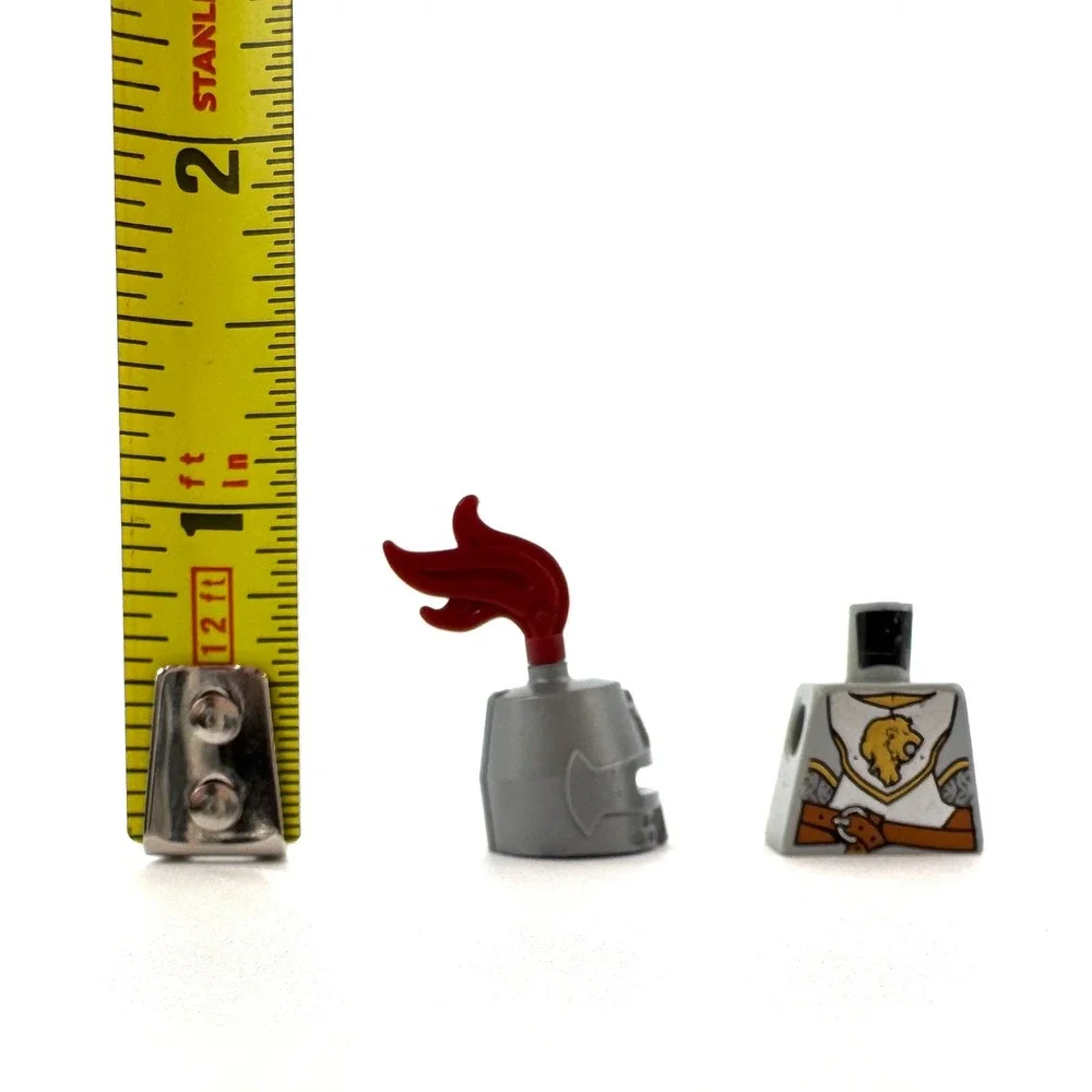 LEGO Castle Lion Knight Torso Silver Helmet Red Plume Greatsword Armor Lot